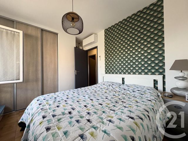 Appartement T2 à vendre - 2 pièces - 44.18 m2 - SIX FOURS LES PLAGES - 83 - PROVENCE-ALPES-COTE-D-AZUR - Century 21 Agence Du Bord De Mer