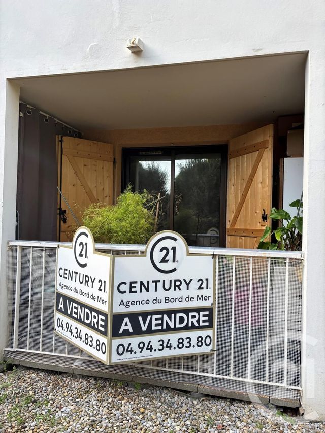 Appartement F2 à vendre - 2 pièces - 23.0 m2 - SIX FOURS LES PLAGES - 83 - PROVENCE-ALPES-COTE-D-AZUR - Century 21 Agence Du Bord De Mer