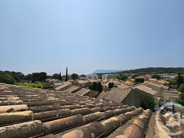 Appartement F3 à louer - 3 pièces - 39.94 m2 - ST MANDRIER SUR MER - 83 - PROVENCE-ALPES-COTE-D-AZUR - Century 21 Agence Du Bord De Mer