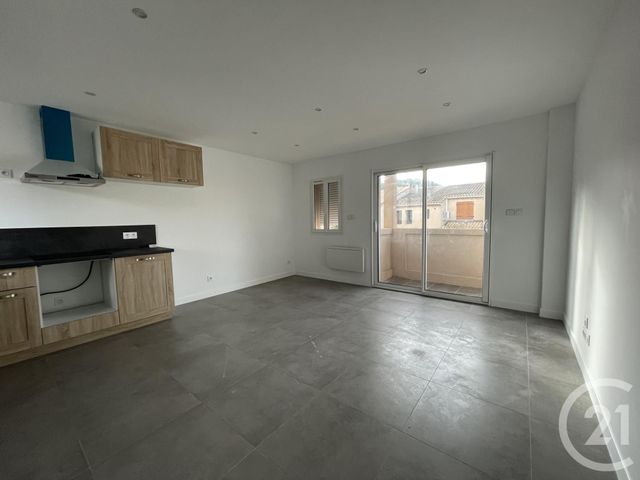 Appartement T2 à louer - 2 pièces - 42.8 m2 - LA SEYNE SUR MER - 83 - PROVENCE-ALPES-COTE-D-AZUR - Century 21 Agence Du Bord De Mer