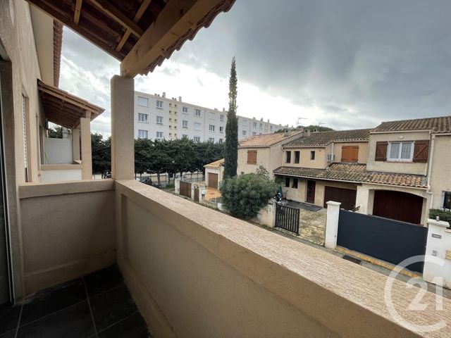 Appartement T2 à louer - 2 pièces - 42.8 m2 - LA SEYNE SUR MER - 83 - PROVENCE-ALPES-COTE-D-AZUR - Century 21 Agence Du Bord De Mer