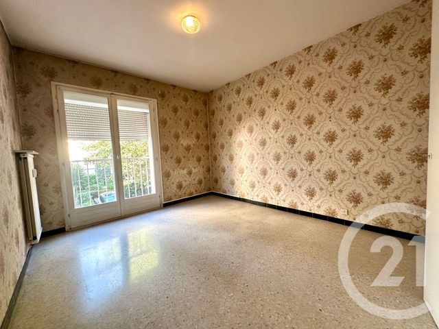 Appartement T4 à vendre - 4 pièces - 78.05 m2 - SIX FOURS LES PLAGES - 83 - PROVENCE-ALPES-COTE-D-AZUR - Century 21 Agence Du Bord De Mer