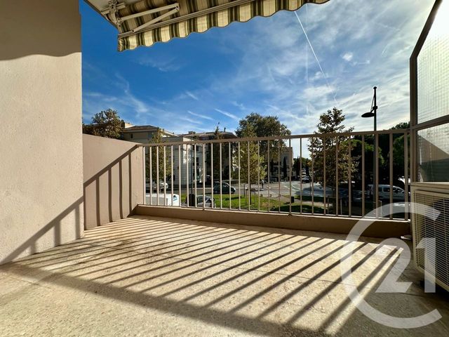 Appartement T4 à vendre - 4 pièces - 78.05 m2 - SIX FOURS LES PLAGES - 83 - PROVENCE-ALPES-COTE-D-AZUR - Century 21 Agence Du Bord De Mer