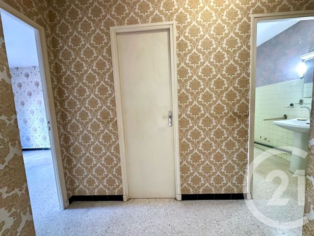 Appartement T4 à vendre - 4 pièces - 78.05 m2 - SIX FOURS LES PLAGES - 83 - PROVENCE-ALPES-COTE-D-AZUR - Century 21 Agence Du Bord De Mer