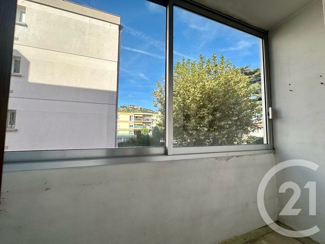 Appartement T4 à vendre - 4 pièces - 78.05 m2 - SIX FOURS LES PLAGES - 83 - PROVENCE-ALPES-COTE-D-AZUR - Century 21 Agence Du Bord De Mer