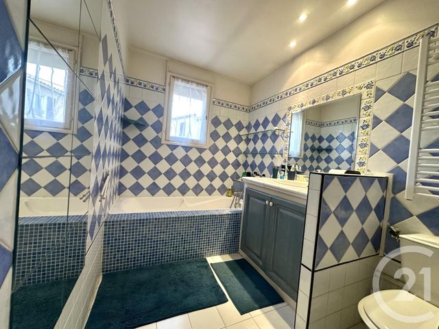 maison à vendre - 4 pièces - 61.24 m2 - SIX FOURS LES PLAGES - 83 - PROVENCE-ALPES-COTE-D-AZUR - Century 21 Agence Du Bord De Mer