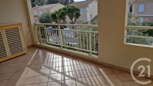 Appartement Duplex à vendre - 3 pièces - 99.26 m2 - SIX FOURS LES PLAGES - 83 - PROVENCE-ALPES-COTE-D-AZUR - Century 21 Agence Du Bord De Mer