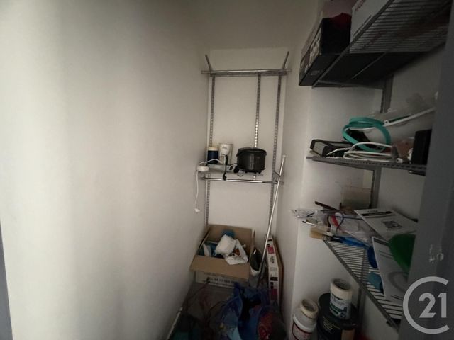 Appartement T3 à louer - 3 pièces - 55.47 m2 - TOULON - 83 - PROVENCE-ALPES-COTE-D-AZUR - Century 21 Agence Du Bord De Mer