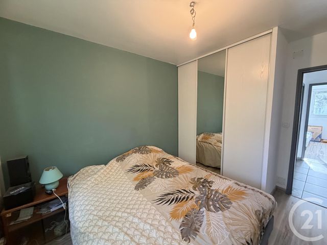 Appartement T3 à louer - 3 pièces - 55.47 m2 - TOULON - 83 - PROVENCE-ALPES-COTE-D-AZUR - Century 21 Agence Du Bord De Mer