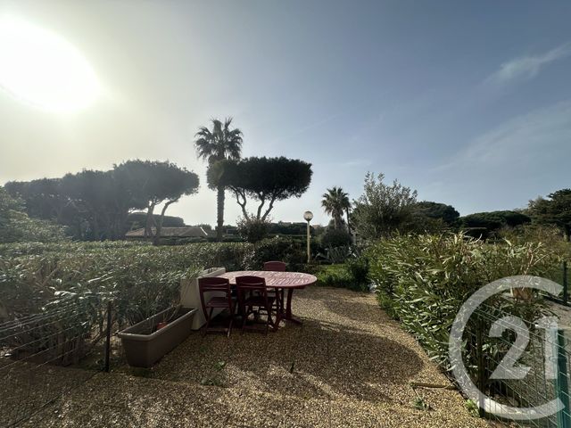 Appartement T2 à vendre - 2 pièces - 27.7 m2 - SIX FOURS LES PLAGES - 83 - PROVENCE-ALPES-COTE-D-AZUR - Century 21 Agence Du Bord De Mer