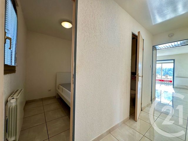 Appartement T2 à vendre - 2 pièces - 27.7 m2 - SIX FOURS LES PLAGES - 83 - PROVENCE-ALPES-COTE-D-AZUR - Century 21 Agence Du Bord De Mer