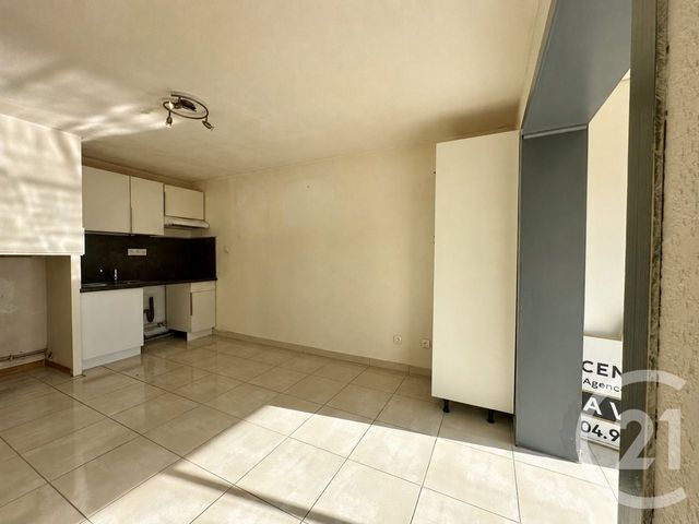 Appartement T2 à vendre - 2 pièces - 27.7 m2 - SIX FOURS LES PLAGES - 83 - PROVENCE-ALPES-COTE-D-AZUR - Century 21 Agence Du Bord De Mer