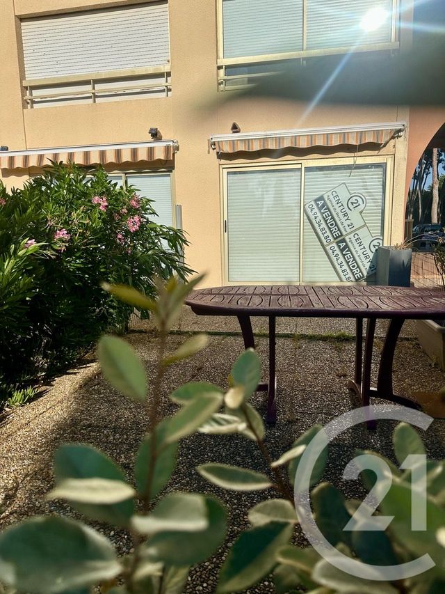 Appartement T2 à vendre - 2 pièces - 27.7 m2 - SIX FOURS LES PLAGES - 83 - PROVENCE-ALPES-COTE-D-AZUR - Century 21 Agence Du Bord De Mer