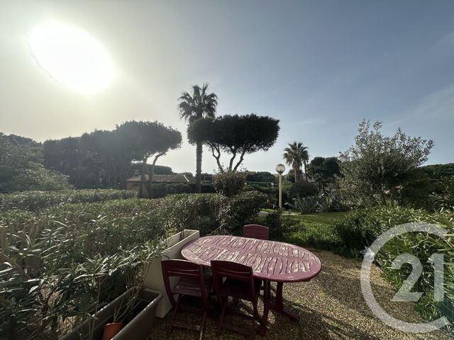 Appartement T2 à vendre - 2 pièces - 27.7 m2 - SIX FOURS LES PLAGES - 83 - PROVENCE-ALPES-COTE-D-AZUR - Century 21 Agence Du Bord De Mer