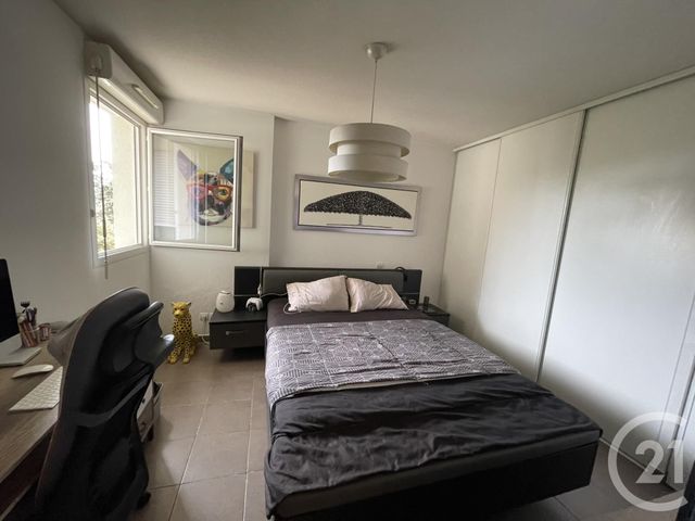 Appartement T2 à louer - 2 pièces - 42.35 m2 - LA SEYNE SUR MER - 83 - PROVENCE-ALPES-COTE-D-AZUR - Century 21 Agence Du Bord De Mer