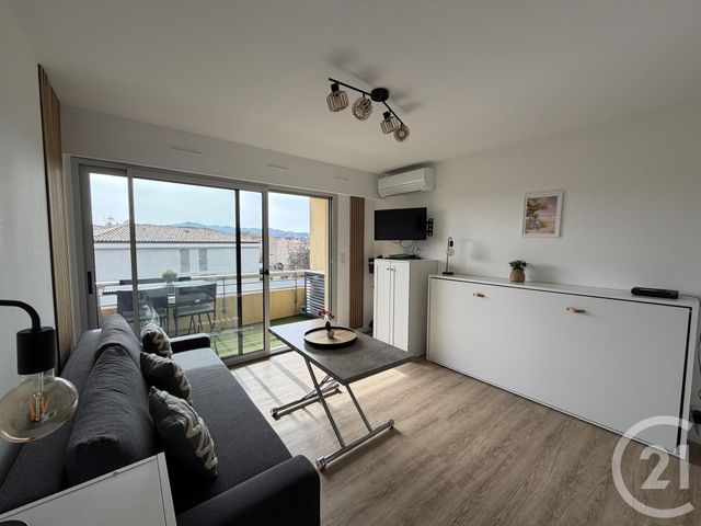 Appartement Studio à louer - 1 pièce - 22.8 m2 - SIX FOURS LES PLAGES - 83 - PROVENCE-ALPES-COTE-D-AZUR - Century 21 Agence Du Bord De Mer