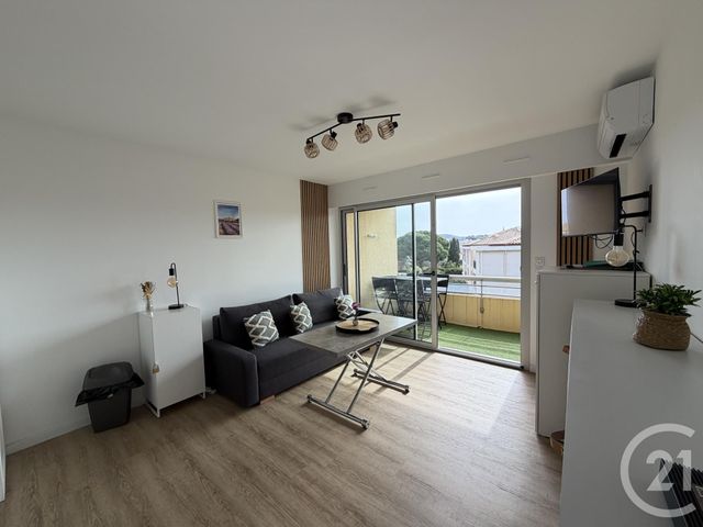 Appartement Studio à louer - 1 pièce - 22.8 m2 - SIX FOURS LES PLAGES - 83 - PROVENCE-ALPES-COTE-D-AZUR - Century 21 Agence Du Bord De Mer