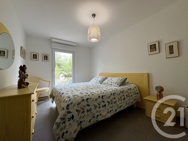 Appartement T3 à vendre - 3 pièces - 81.35 m2 - SIX FOURS LES PLAGES - 83 - PROVENCE-ALPES-COTE-D-AZUR - Century 21 Agence Du Bord De Mer