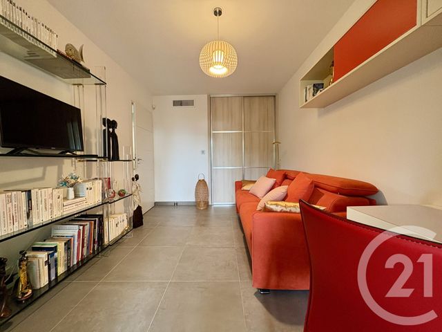 Appartement T3 à vendre - 3 pièces - 81.35 m2 - SIX FOURS LES PLAGES - 83 - PROVENCE-ALPES-COTE-D-AZUR - Century 21 Agence Du Bord De Mer
