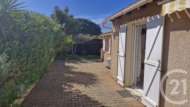 maison à vendre - 5 pièces - 133.0 m2 - SIX FOURS LES PLAGES - 83 - PROVENCE-ALPES-COTE-D-AZUR - Century 21 Agence Du Bord De Mer