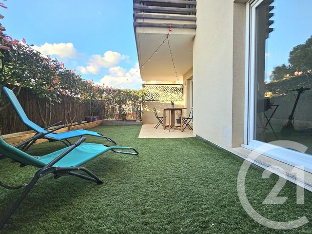 Appartement F3 à vendre - 3 pièces - 59.03 m2 - SIX FOURS LES PLAGES - 83 - PROVENCE-ALPES-COTE-D-AZUR - Century 21 Agence Du Bord De Mer