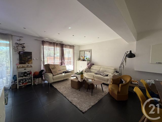 maison à louer - 4 pièces - 88.89 m2 - SIX FOURS LES PLAGES - 83 - PROVENCE-ALPES-COTE-D-AZUR - Century 21 Agence Du Bord De Mer