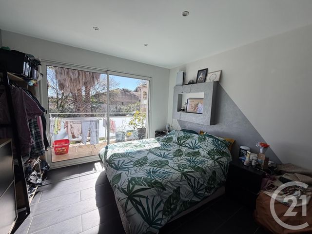 maison à louer - 4 pièces - 88.89 m2 - SIX FOURS LES PLAGES - 83 - PROVENCE-ALPES-COTE-D-AZUR - Century 21 Agence Du Bord De Mer