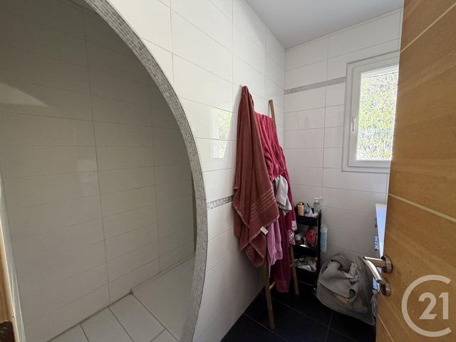 maison à louer - 4 pièces - 88.89 m2 - SIX FOURS LES PLAGES - 83 - PROVENCE-ALPES-COTE-D-AZUR - Century 21 Agence Du Bord De Mer