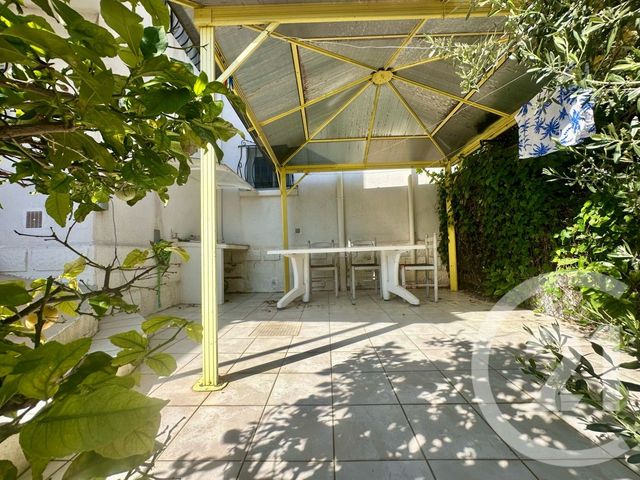 Appartement T4 à vendre - 4 pièces - 61.3 m2 - SIX FOURS LES PLAGES - 83 - PROVENCE-ALPES-COTE-D-AZUR - Century 21 Agence Du Bord De Mer