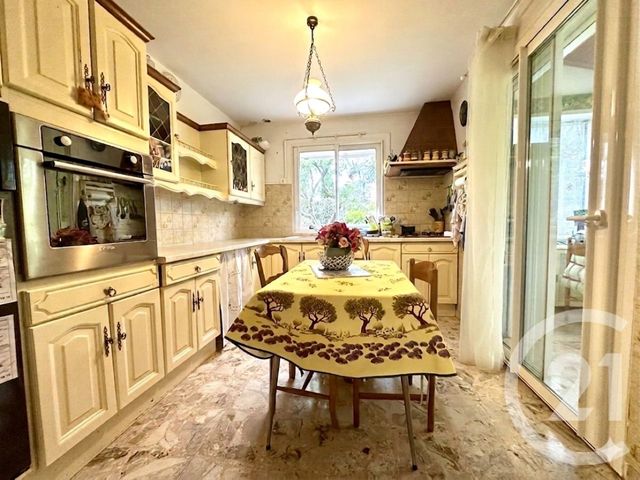 maison à vendre - 6 pièces - 122.0 m2 - SIX FOURS LES PLAGES - 83 - PROVENCE-ALPES-COTE-D-AZUR - Century 21 Agence Du Bord De Mer