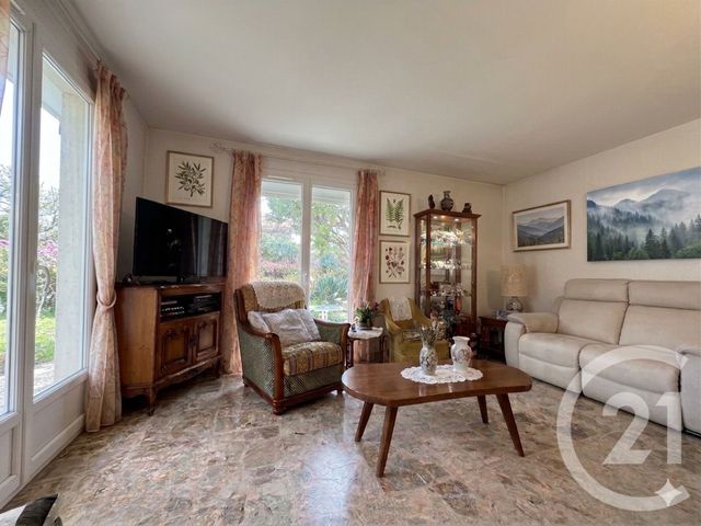 maison à vendre - 6 pièces - 122.0 m2 - SIX FOURS LES PLAGES - 83 - PROVENCE-ALPES-COTE-D-AZUR - Century 21 Agence Du Bord De Mer