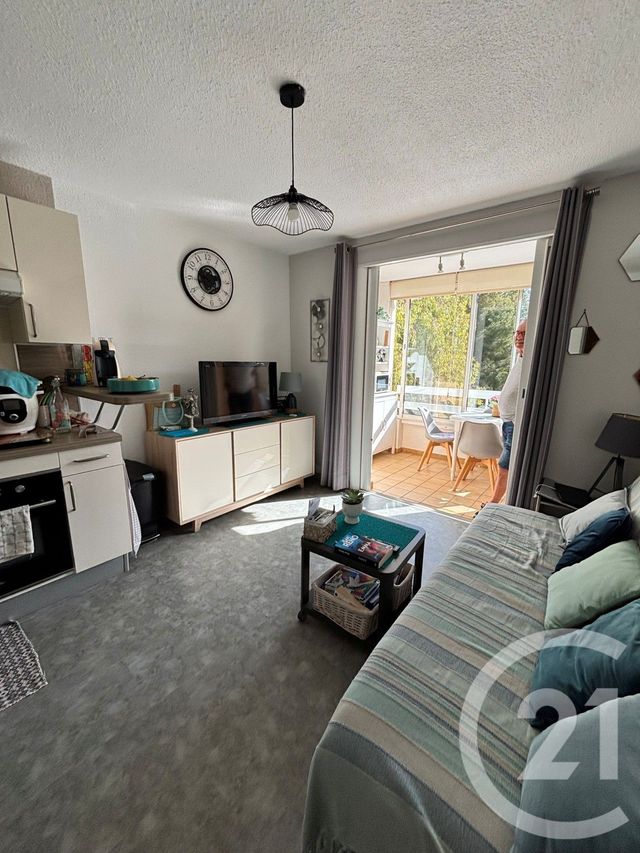 Appartement F2 à vendre - 2 pièces - 22.83 m2 - SIX FOURS LES PLAGES - 83 - PROVENCE-ALPES-COTE-D-AZUR - Century 21 Agence Du Bord De Mer
