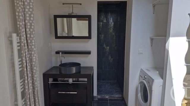 Appartement F2 à vendre - 2 pièces - 43.0 m2 - SIX FOURS LES PLAGES - 83 - PROVENCE-ALPES-COTE-D-AZUR - Century 21 Agence Du Bord De Mer