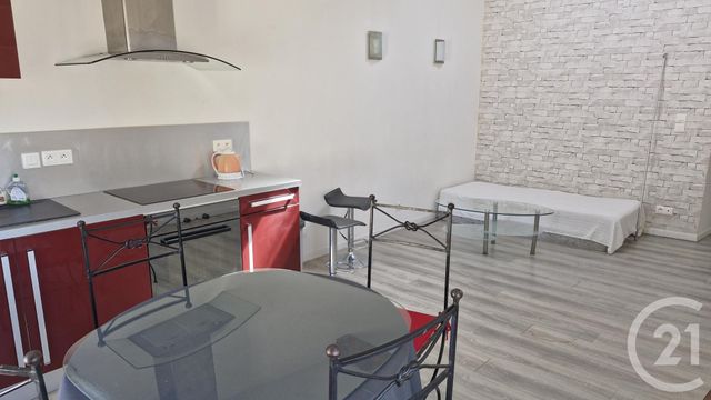 Appartement F2 à vendre - 2 pièces - 43.0 m2 - SIX FOURS LES PLAGES - 83 - PROVENCE-ALPES-COTE-D-AZUR - Century 21 Agence Du Bord De Mer
