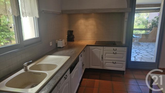 maison à vendre - 7 pièces - 180.0 m2 - SIX FOURS LES PLAGES - 83 - PROVENCE-ALPES-COTE-D-AZUR - Century 21 Agence Du Bord De Mer