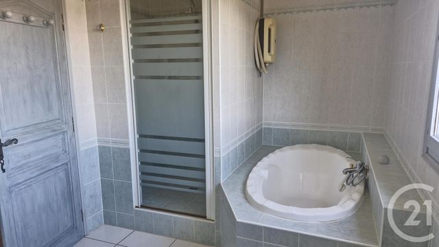 maison à vendre - 7 pièces - 180.0 m2 - SIX FOURS LES PLAGES - 83 - PROVENCE-ALPES-COTE-D-AZUR - Century 21 Agence Du Bord De Mer