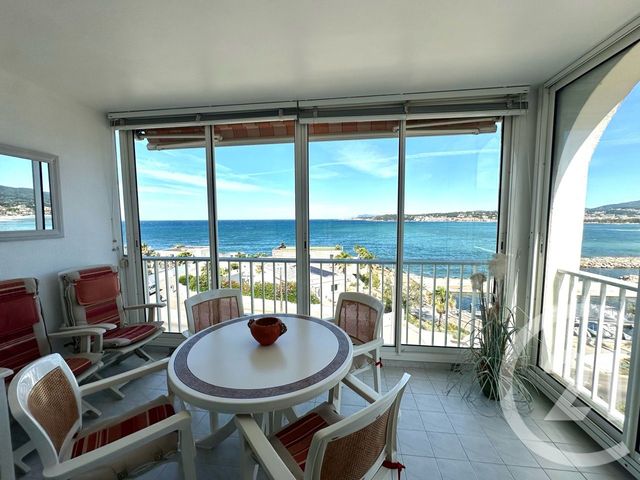 Appartement T2 à vendre - 2 pièces - 44.56 m2 - SIX FOURS LES PLAGES - 83 - PROVENCE-ALPES-COTE-D-AZUR - Century 21 Agence Du Bord De Mer