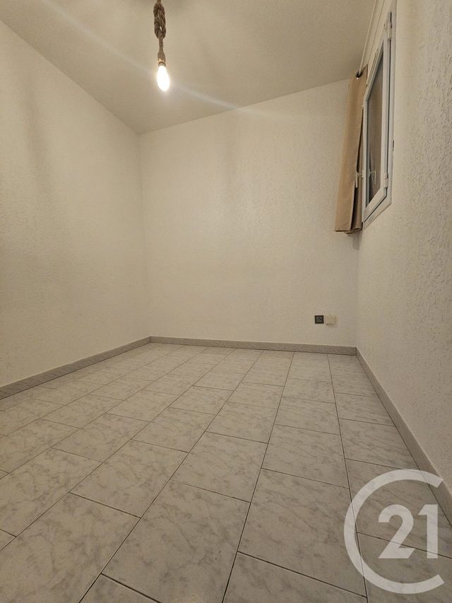 Appartement T2 à vendre - 2 pièces - 29.85 m2 - SIX FOURS LES PLAGES - 83 - PROVENCE-ALPES-COTE-D-AZUR - Century 21 Agence Du Bord De Mer