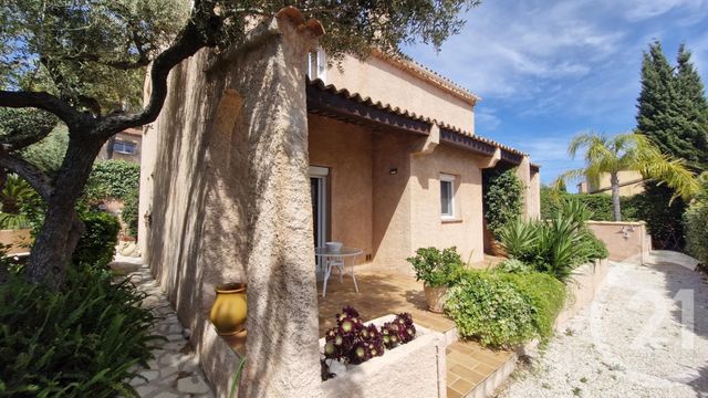 maison à vendre - 6 pièces - 134.5 m2 - SIX FOURS LES PLAGES - 83 - PROVENCE-ALPES-COTE-D-AZUR - Century 21 Agence Du Bord De Mer