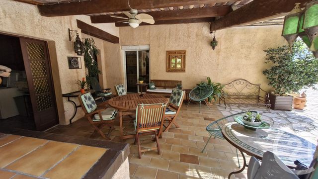maison à vendre - 6 pièces - 134.5 m2 - SIX FOURS LES PLAGES - 83 - PROVENCE-ALPES-COTE-D-AZUR - Century 21 Agence Du Bord De Mer