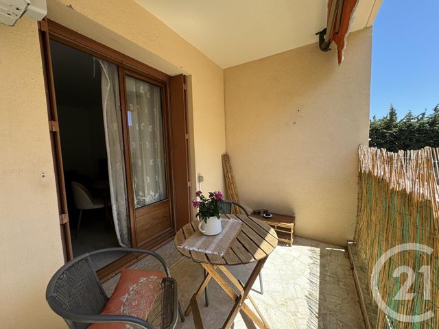Appartement F3 à louer - 3 pièces - 55.84 m2 - SANARY SUR MER - 83 - PROVENCE-ALPES-COTE-D-AZUR - Century 21 Agence Du Bord De Mer