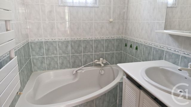 maison à vendre - 3 pièces - 63.1 m2 - LE BEAUSSET - 83 - PROVENCE-ALPES-COTE-D-AZUR - Century 21 Agence Du Bord De Mer