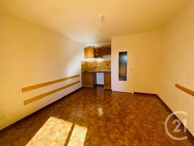 Appartement F1 à louer - 1 pièce - 22.0 m2 - SIX FOURS LES PLAGES - 83 - PROVENCE-ALPES-COTE-D-AZUR - Century 21 Agence Du Bord De Mer