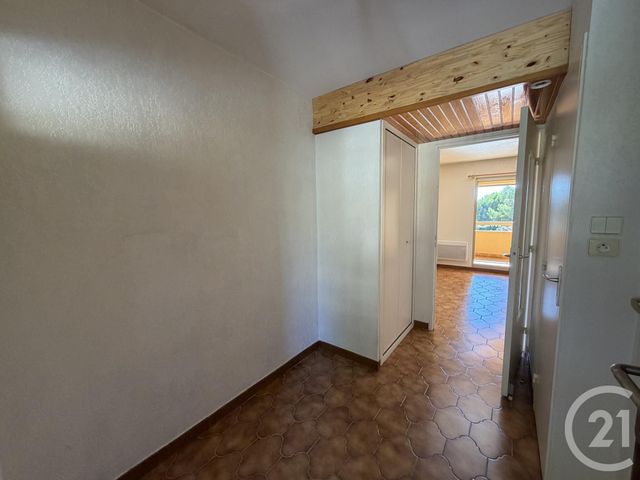 Appartement F1 à louer - 1 pièce - 22.0 m2 - SIX FOURS LES PLAGES - 83 - PROVENCE-ALPES-COTE-D-AZUR - Century 21 Agence Du Bord De Mer