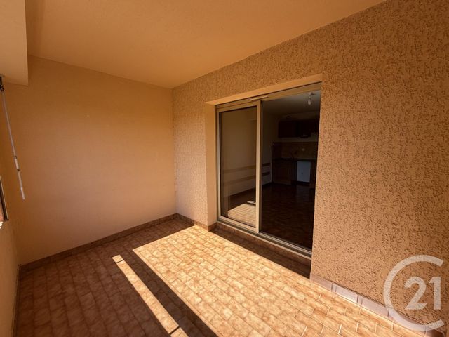 Appartement F1 à louer - 1 pièce - 22.0 m2 - SIX FOURS LES PLAGES - 83 - PROVENCE-ALPES-COTE-D-AZUR - Century 21 Agence Du Bord De Mer