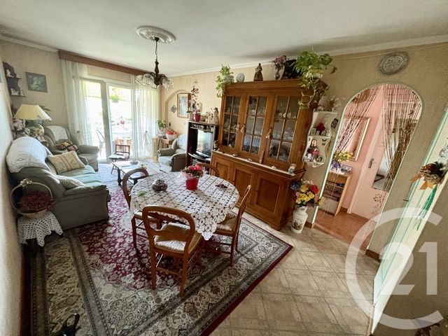 Appartement T3 à vendre - 3 pièces - 62.73 m2 - SIX FOURS LES PLAGES - 83 - PROVENCE-ALPES-COTE-D-AZUR - Century 21 Agence Du Bord De Mer
