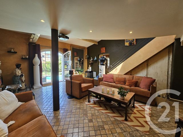 maison à vendre - 5 pièces - 137.77 m2 - SIX FOURS LES PLAGES - 83 - PROVENCE-ALPES-COTE-D-AZUR - Century 21 Agence Du Bord De Mer
