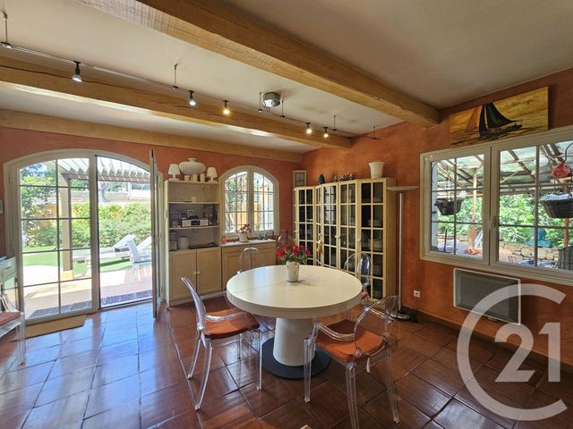 maison à vendre - 5 pièces - 137.77 m2 - SIX FOURS LES PLAGES - 83 - PROVENCE-ALPES-COTE-D-AZUR - Century 21 Agence Du Bord De Mer