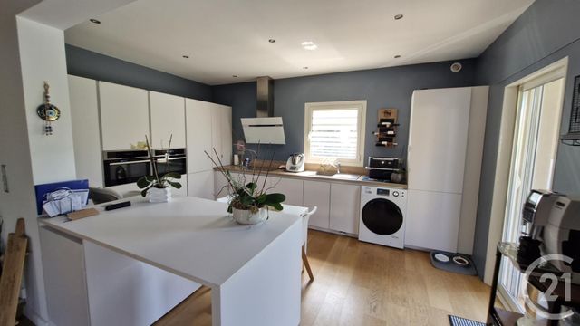 maison à vendre - 6 pièces - 143.0 m2 - SIX FOURS LES PLAGES - 83 - PROVENCE-ALPES-COTE-D-AZUR - Century 21 Agence Du Bord De Mer