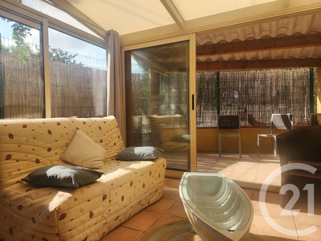 Appartement à vendre - 2 pièces - 34.4 m2 - SIX FOURS LES PLAGES - 83 - PROVENCE-ALPES-COTE-D-AZUR - Century 21 Agence Du Bord De Mer